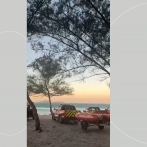 Adolescente de 14 anos desaparece no mar em Arraial do Cabo; bombeiros fazem buscas