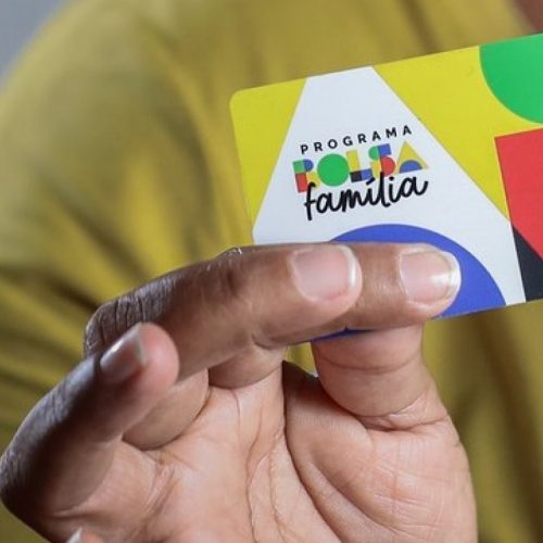 Bolsa Família maior antes da eleição: economistas questionam ‘timing’ e risco às contas públicas