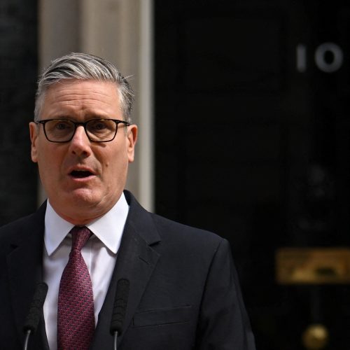 Primeiro-ministro do Reino Unido, Keir Starmer diz que irá renunciar