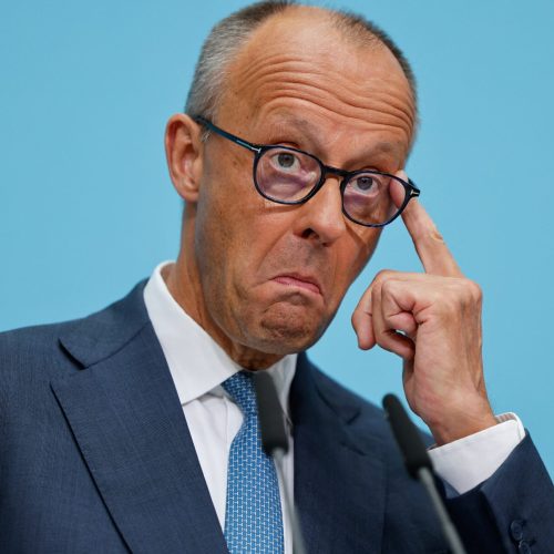 Merz se diz ‘profundamente chocado’ após vitória da AfD