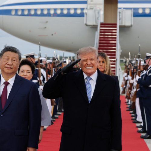 Trump diz que IA será grande tema de reunião com Xi Jinping