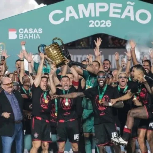 Vitória vira sobre Fortaleza e conquista o penta da Copa do Nordeste