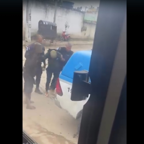 Adolescentes com 12 e 8 passagens pela polícia tentam se esconder em padaria durante fuga em Cabo Frio