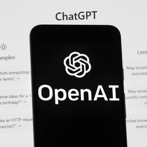 OpenAI cancela lançamento de novo modelo de IA por preocupações de segurança