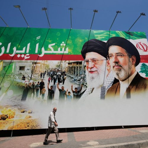 Funeral de Ali Khamenei: relembre quem foi o aiatolá que governou o Irã com mão de ferro