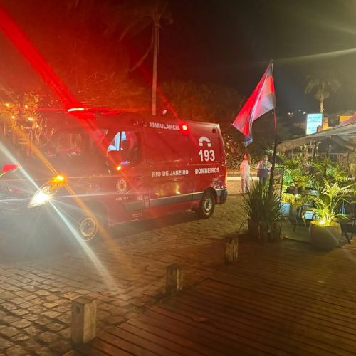 Turista argentina é ferida após arremesso de pedras durante transmissão de jogo em Búzios