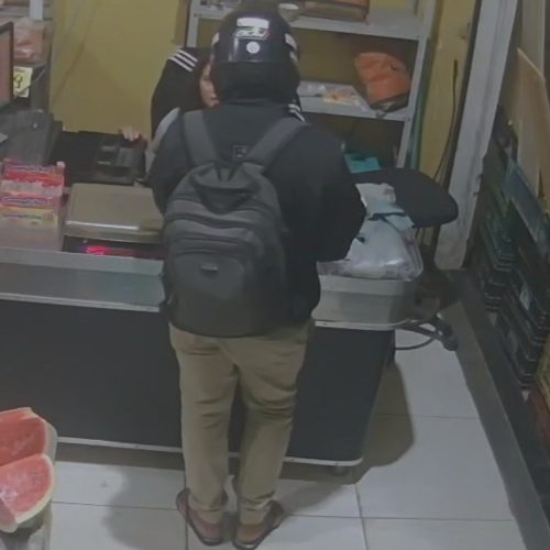 VÍDEO: assalto à mão armada é registrado em hortifruti de Cabo Frio
