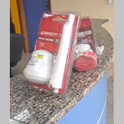Homem tenta furtar dois chuveiros elétricos em loja de São Pedro da Aldeia