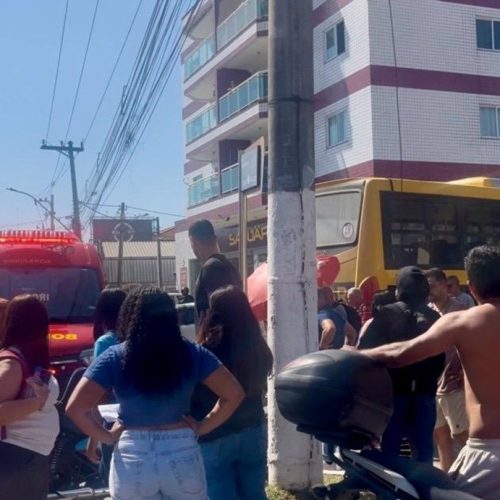 Menina de 11 anos morre em colisão entre bicicleta e ônibus escolar em Saquarema; criança teria ficado em ponto cego do veículo