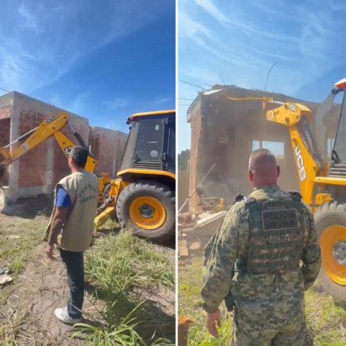 Construções irregulares são demolidas em área de proteção ambiental em Arraial do Cabo