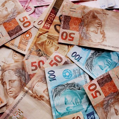 Governo federal projeta receita total de R$ 3,24 trilhões em 2026; número é recorde e equivale a 23,7% do PIB