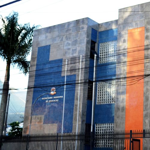 Escolas abrem matrículas para Educação de Jovens e Adultos em Teresópolis