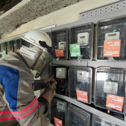 Operação identifica ‘gato’ de energia em churrascaria de Rio das Ostras