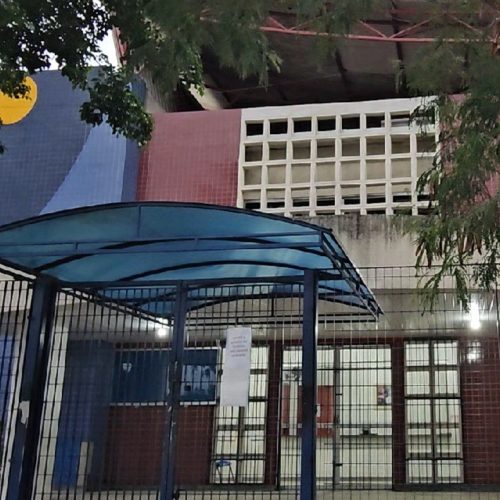 Alunos estão sem aulas presenciais desde agosto durante obra em escola de Cabo Frio