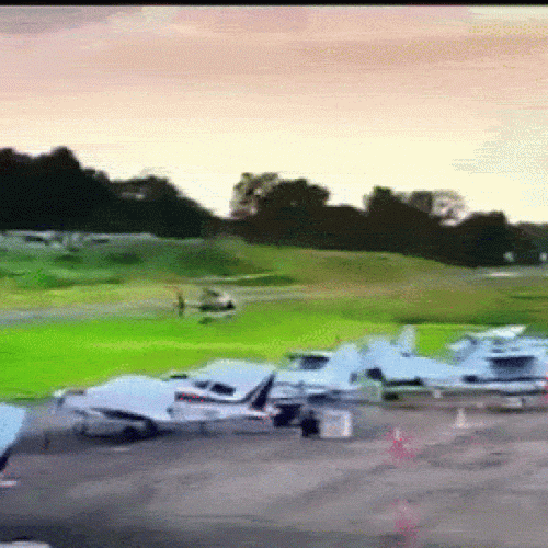 Avião e helicóptero da polícia batem no ar nos Estados Unidos