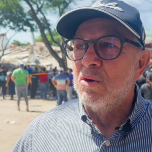 A desesperada busca por sobreviventes na Colômbia: ‘Cada vez que anunciam uma pessoa com vida, espero ser meu irmão’