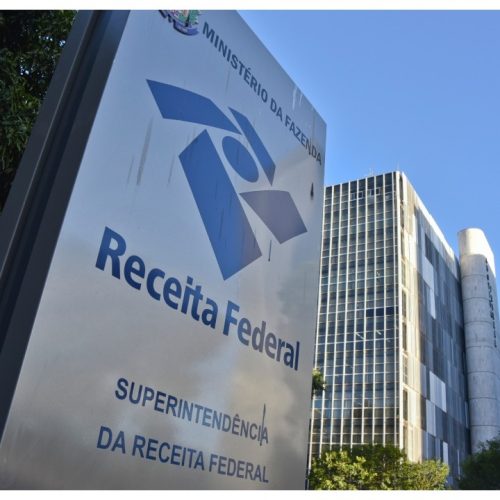 Receita Federal tira sistema do CNPJ do ar até segunda para implementar novo modelo com letras