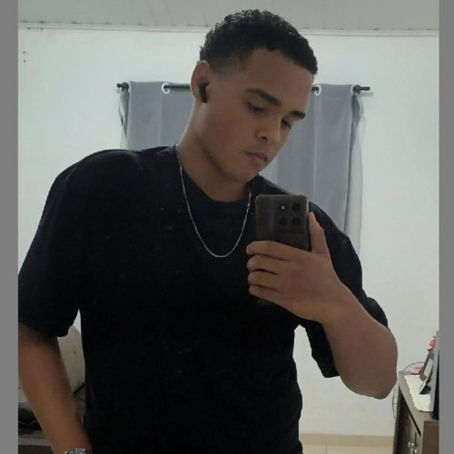 Jovem morre e dois ficam feridos em acidente na RJ-106, em Rio das Ostras