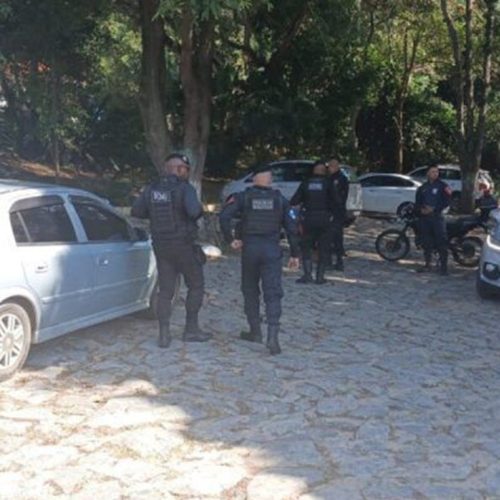 Operação fiscaliza pontos de ‘flanelagem’ no Centro de Cabo Frio