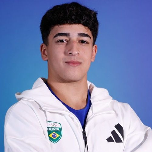 Atleta de Macaé representa o Brasil no Mundial de Karatê na Polônia