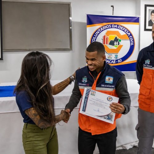 Macaé inicia formação de voluntários da Defesa Civil com recorde de
inscrições