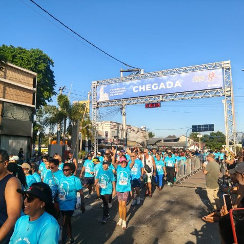 Mais de 500 pessoas partipam da Corrida da Padroeira em Maricá, no RJ
