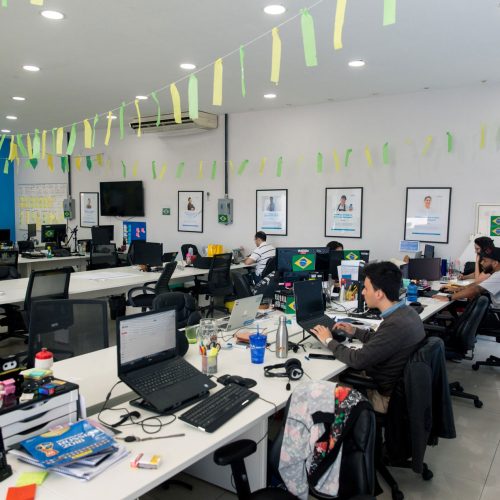 Copa do Mundo: veja quais capitais terão ponto facultativo ou expediente reduzido no jogo do Brasil