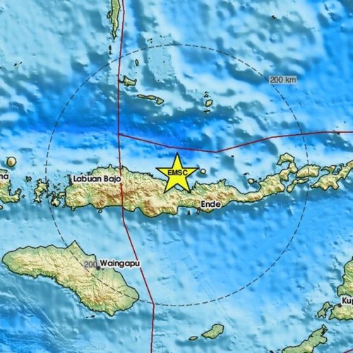 Terremoto de magnitude 7,7 atinge a costa da Indonésia