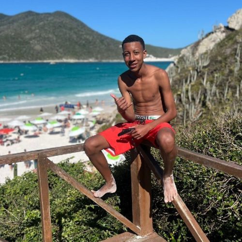 ‘Ele estava realizando um sonho’: adolescente de Minas Gerais que morreu em Cabo Frio visitava a praia pela primeira vez
