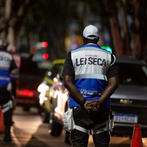 Operação Lei Seca registra 281 ocorrências de motoristas sob influência de álcool no RJ; Macaé e Itaperuna estão entre os destaques