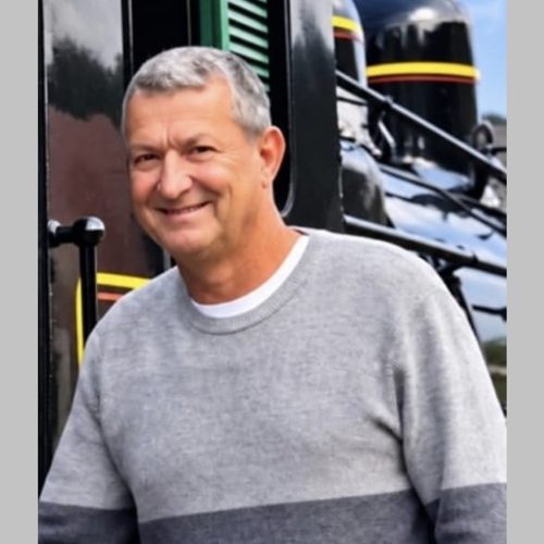 Homem encontrado morto após o barco virar em Saquarema era empresário e pescava por lazer