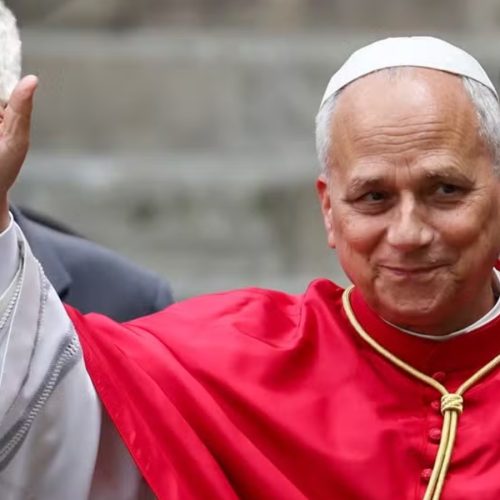 Papa Leão XIV revoga cortes de salários de cardeais e altos funcionários do Vaticano determinado por Francisco