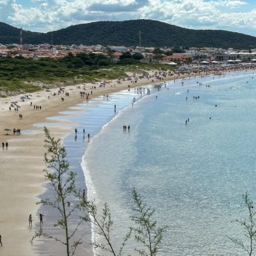 Praias do Peró e do Foguete, em Cabo Frio, são indicadas ao Programa Bandeira Azul