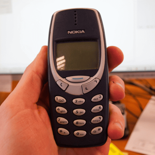 Celular ‘tijolão’, Windows XP e ICQ: como era a tecnologia quando o Brasil ganhou a Copa pela última vez
