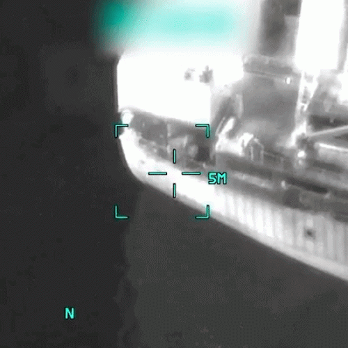 VÍDEO: EUA mostram ataque a navio que ‘transportava petróleo iraniano’ no Golfo de Omã