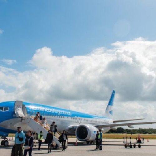 Cabo Frio terá mais de 20 voos fretados da Argentina, a partir de janeiro de 2027