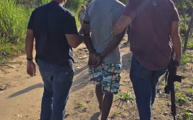 Homem condenado por estupro de vulnerável foi preso nesta segunda-feira (4) — Foto: Polícia Civil