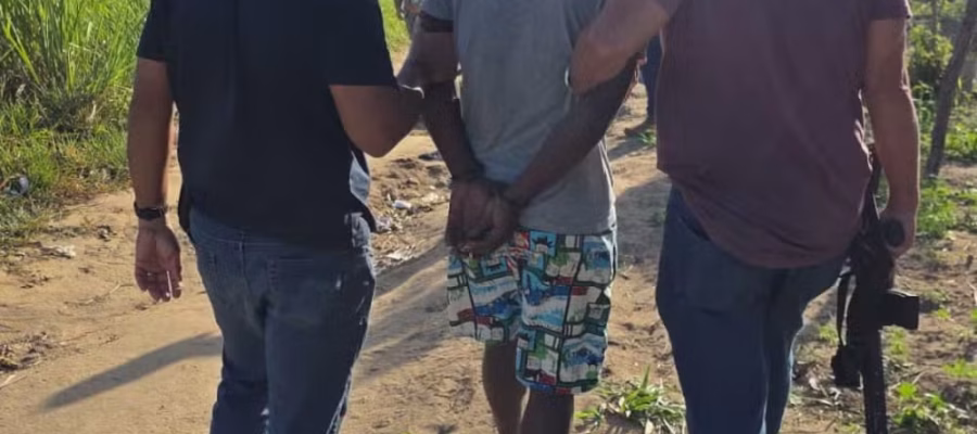 Homem condenado por estupro de vulnerável foi preso nesta segunda-feira (4) — Foto: Polícia Civil
